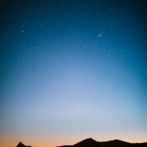 berge skyphoto-1515166162498-25562df50839