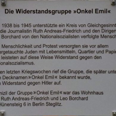 Gedenktafel_Onkel-Emil-Park_(Stegl)_Onkel-Emil-Park